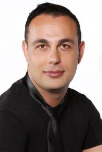 Christo Hinrichsen -01r-BA